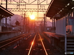 夕暮れ時の線路