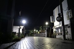 静寂に包まれた街 1/2