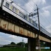 電車が渡る橋