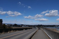 おうい雲よ、そんなに急いでどこへ行くんだ