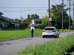 田舎道を行く