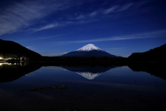 精進湖2025~水鏡の夜~