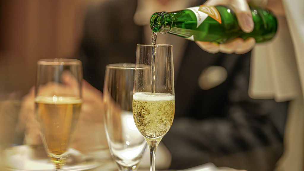 8874D478-73F1-4CAD-8E4D-A87076357CF9