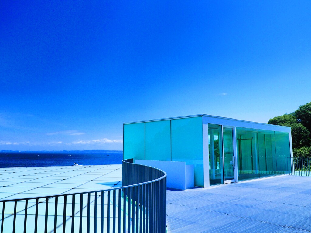 横須賀美術館