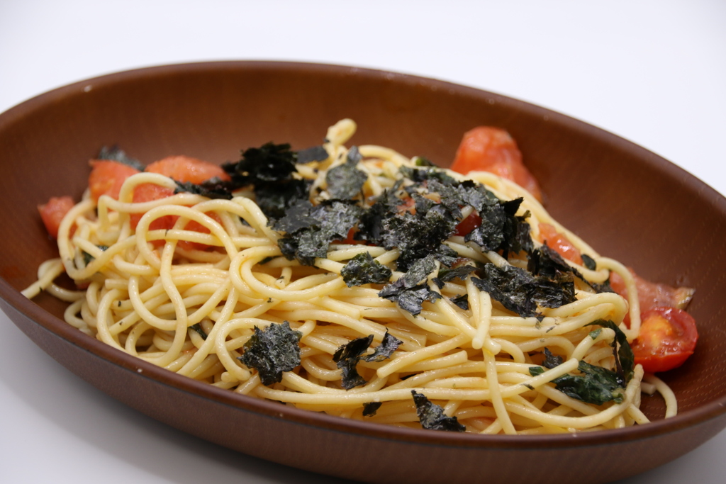 昆布茶とトマトのパスタ