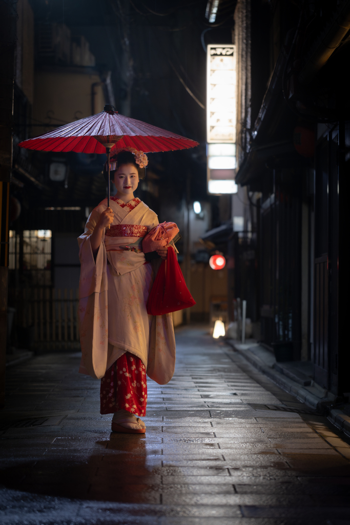 雨の花街