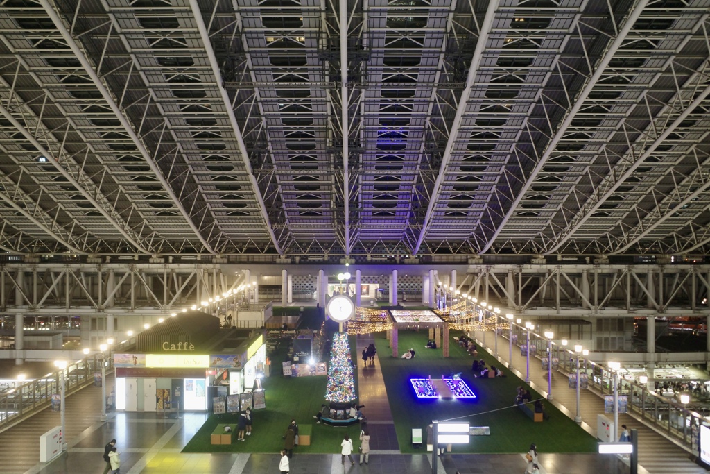 大阪駅のクリスマスツリー