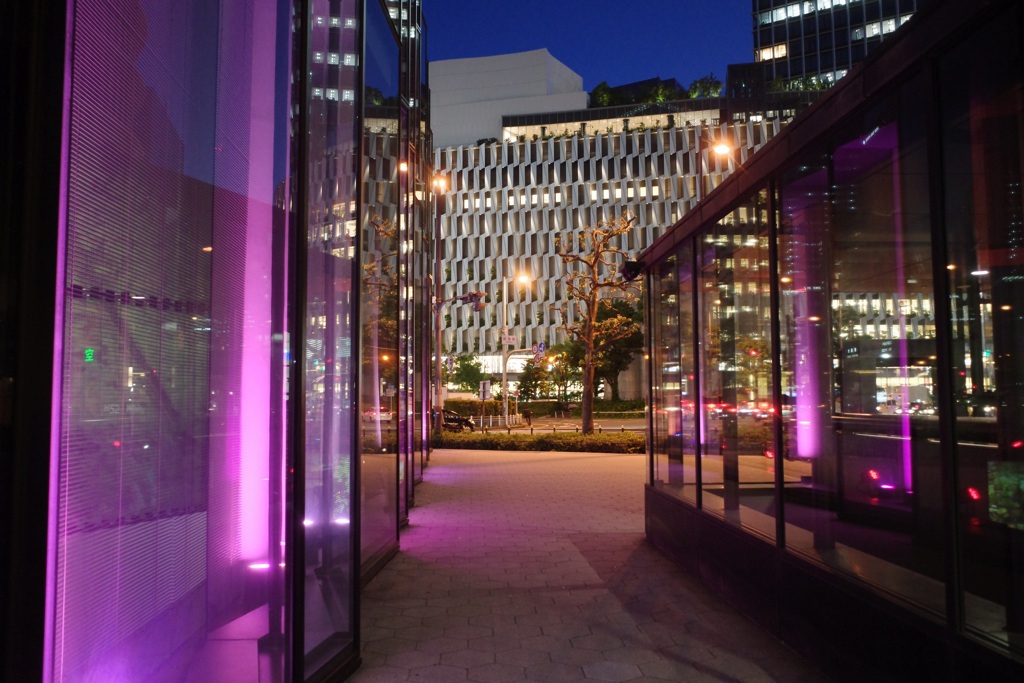 富国生命ビル　阪神百貨店