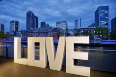 LOVE中之島