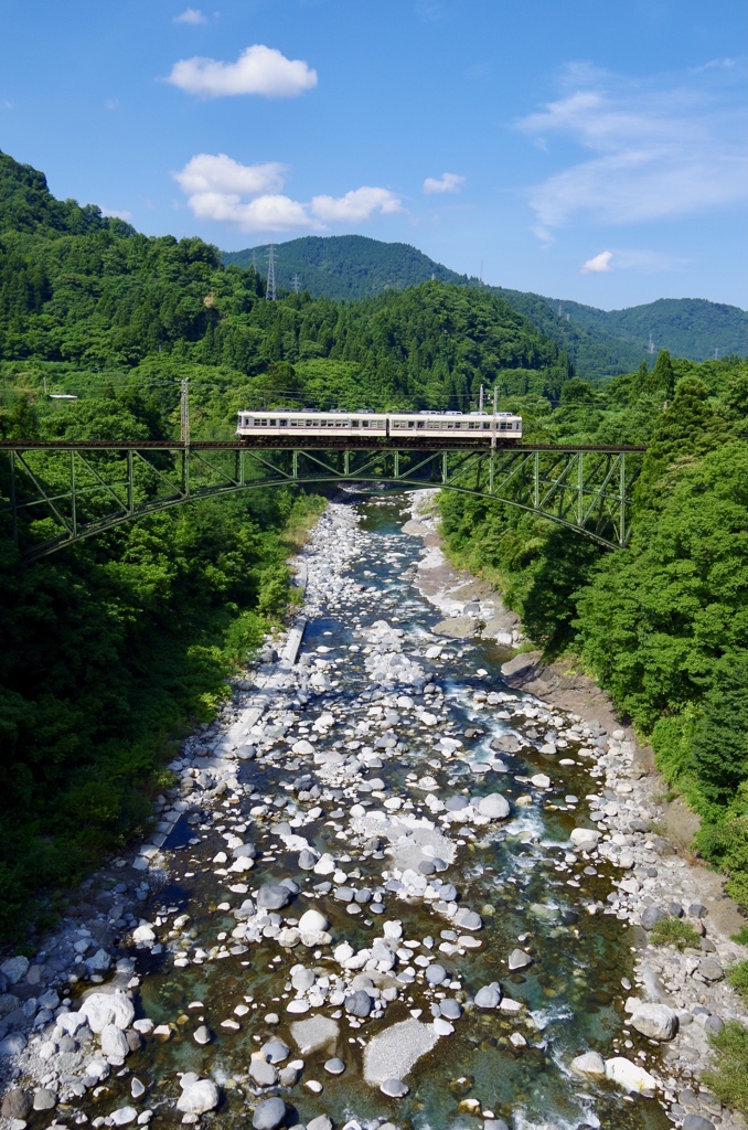 今日から減便　富山地鉄