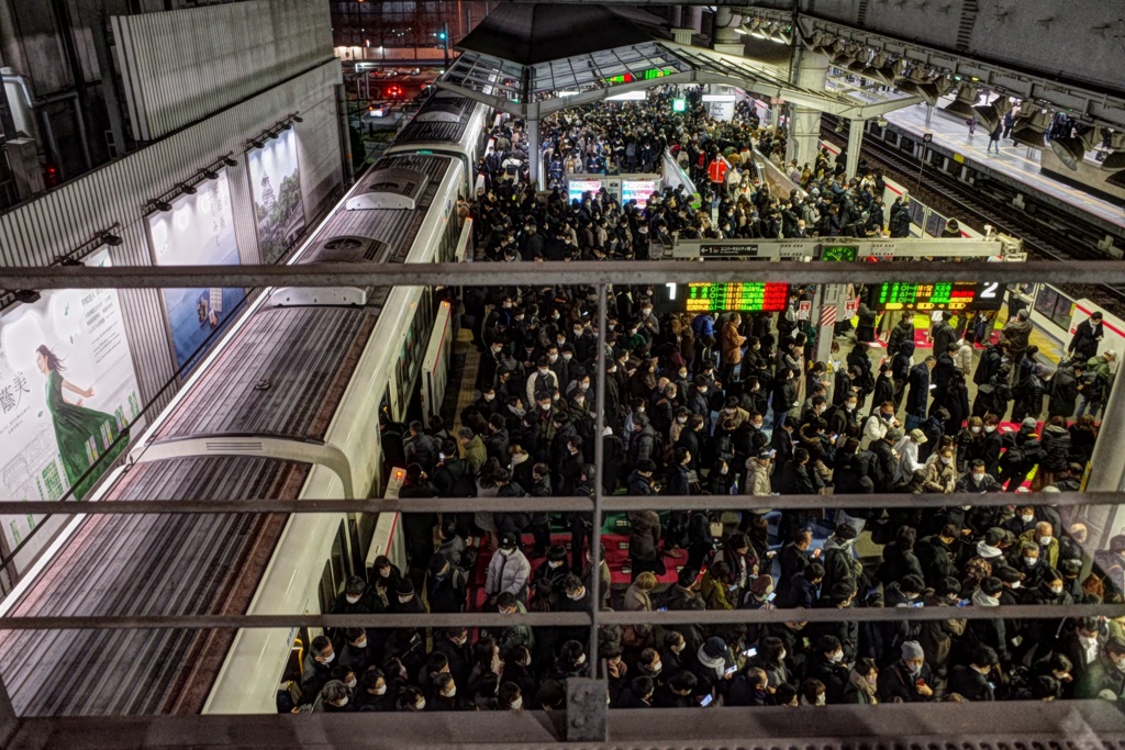 大阪駅　帰宅時間