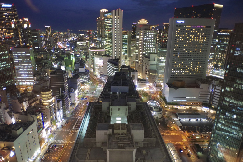 いつもの構図で大阪夜景