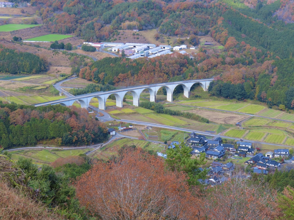 朝来市　虎臥城大橋