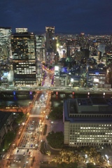 御堂筋と大阪市役所