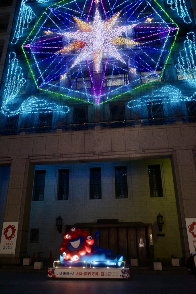 夜の大阪市役所
