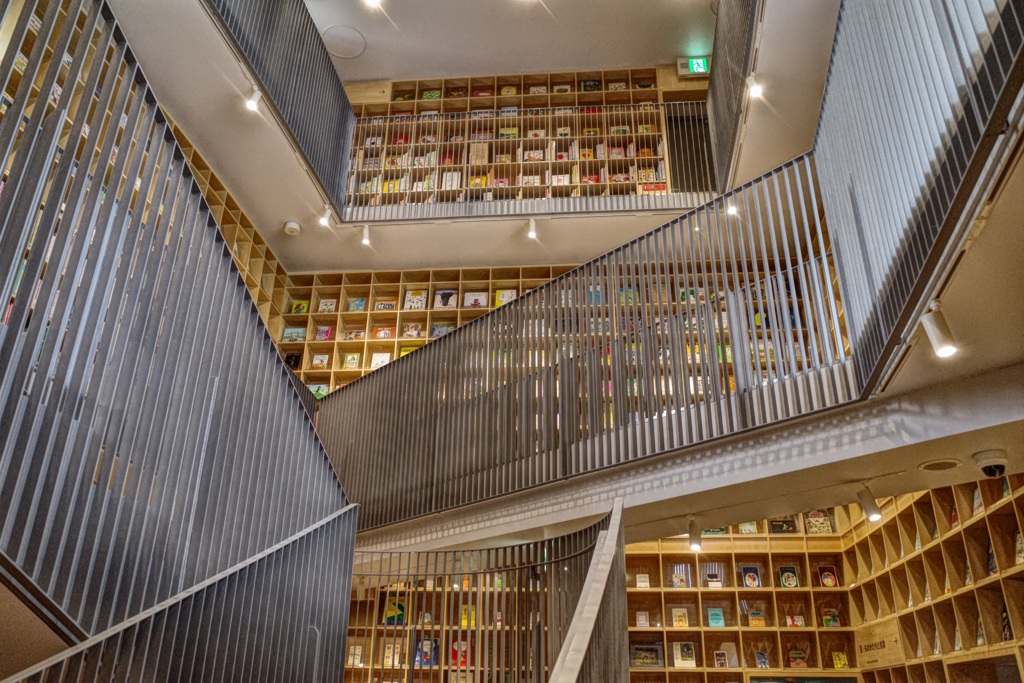 こども本の森　中之島