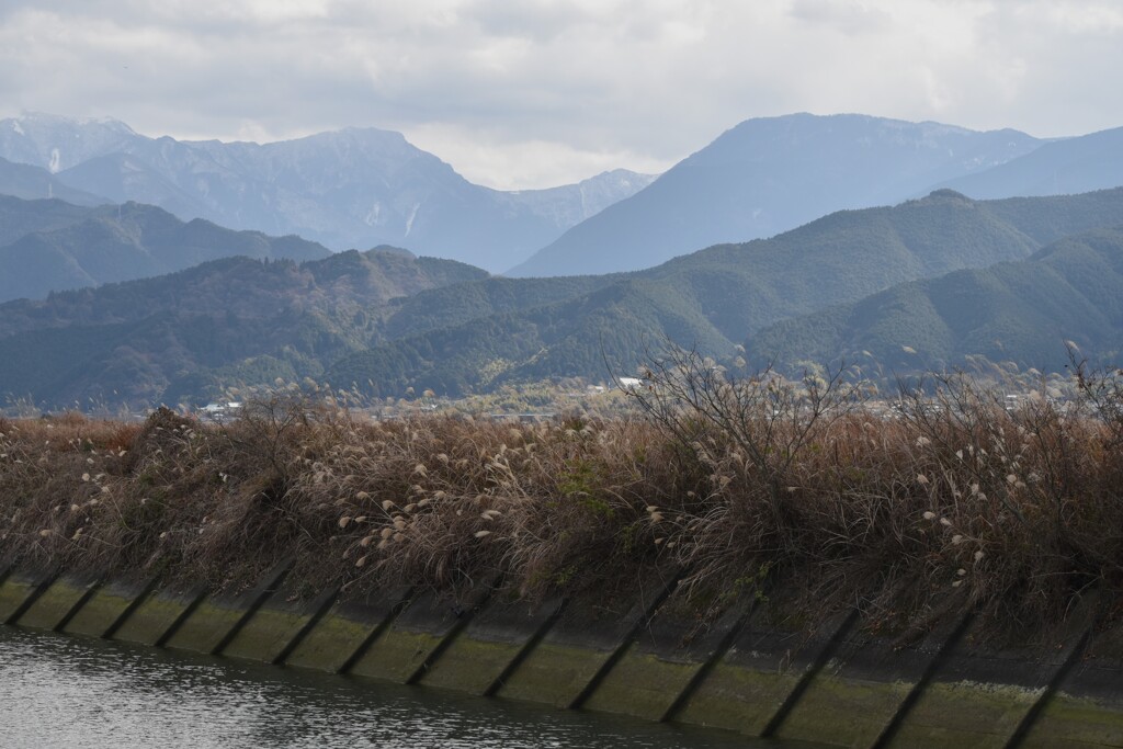 護岸　天井川