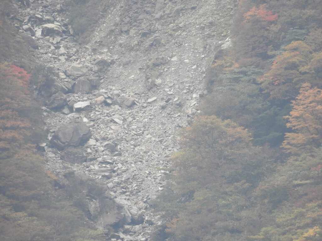 山間