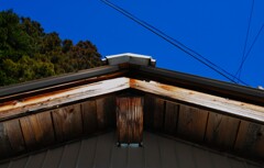 堅固なバス待合所