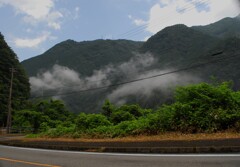 雨上がり　四国山地