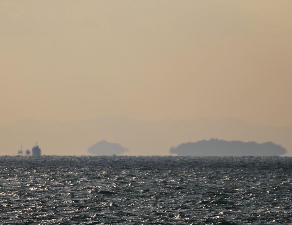 浮島現象 　斎灘