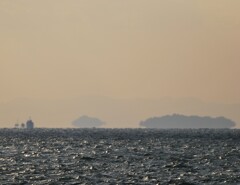 浮島現象 　斎灘