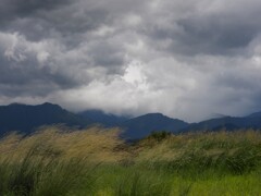 四国山地は雲のなか