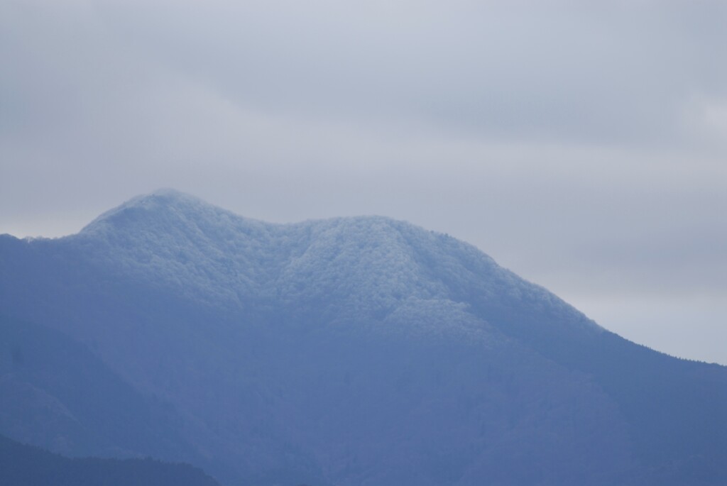 雪山　四国山地