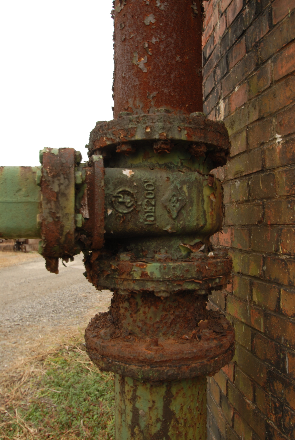 鋳出し文字  JIS