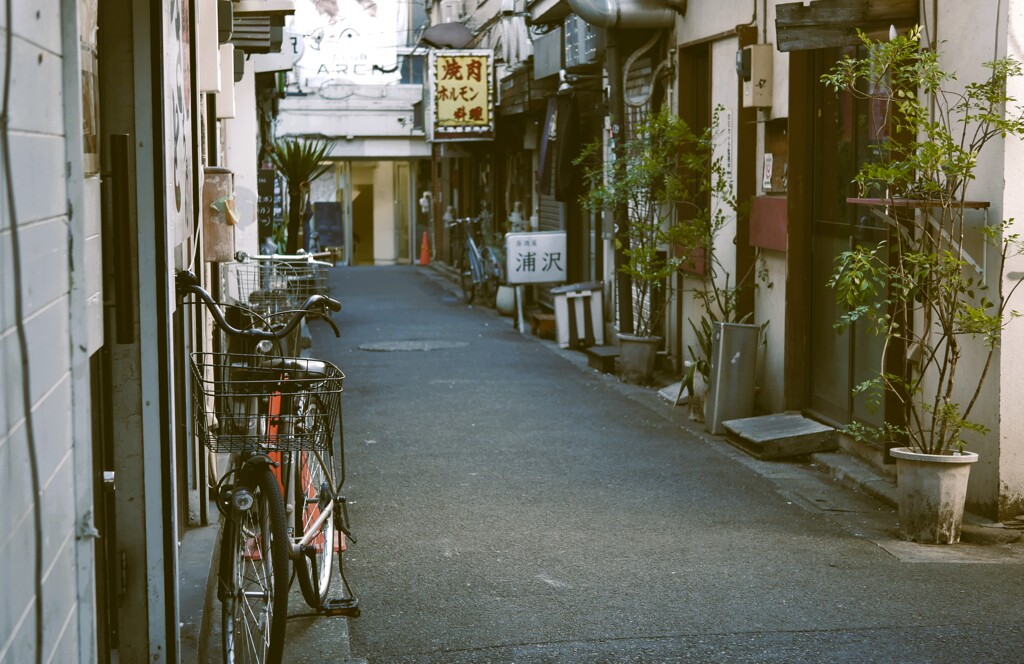 三軒茶屋の路地（2）