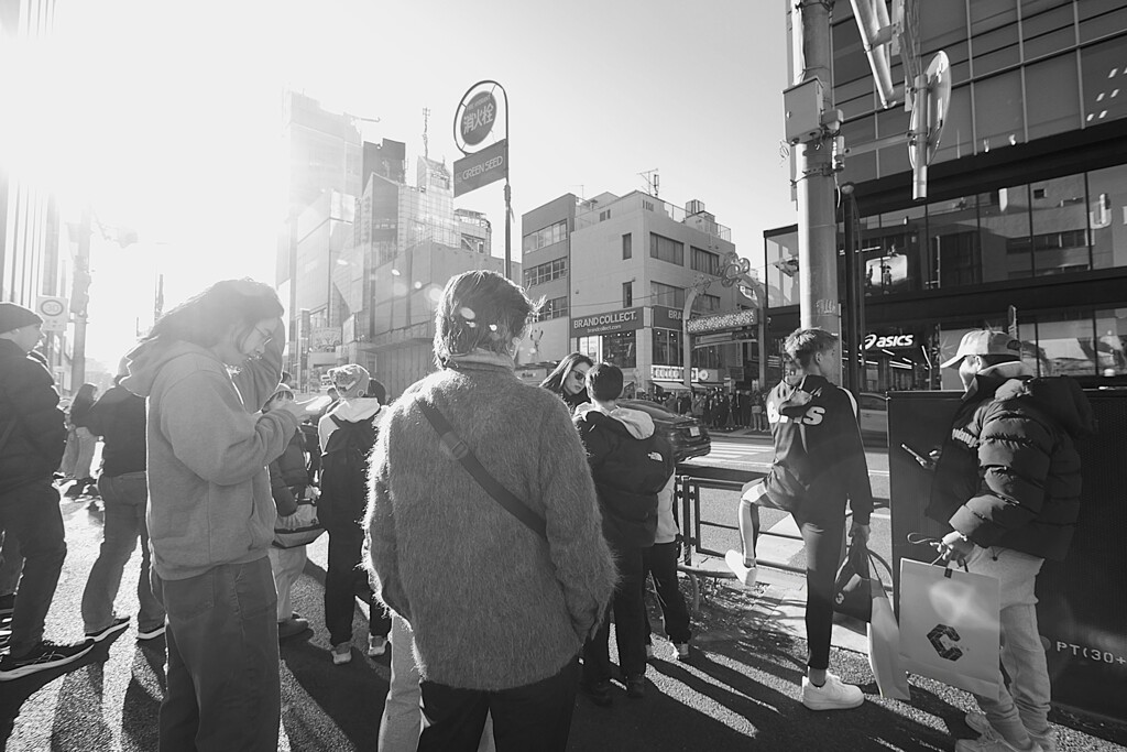 多くの若者が・・・