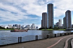 水上バス「龍馬」号