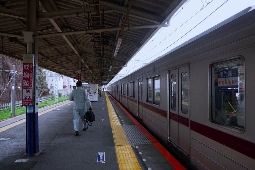 駅にて（4）