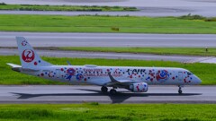 J-AIR エンブラエル190  JA252J