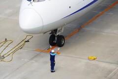 ③ 手の動きに注目！