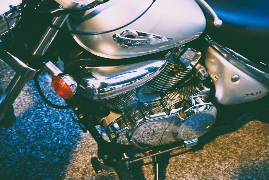 他人のバイクが・・・