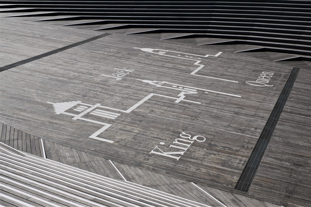 「横浜三塔」の絵が・・・