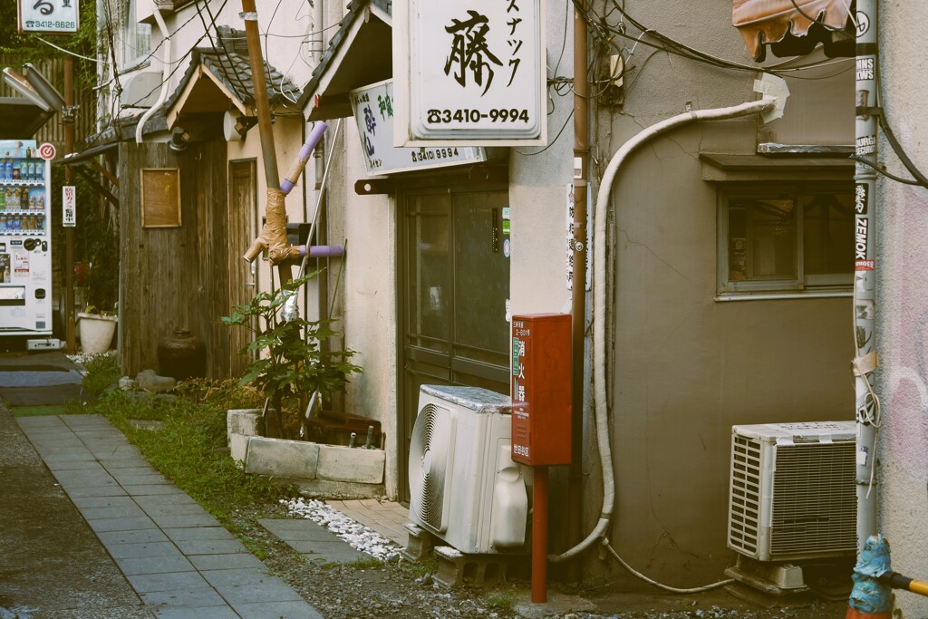 三軒茶屋の路地（4）