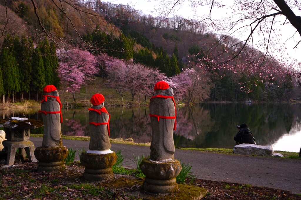 中綱湖　地蔵さん