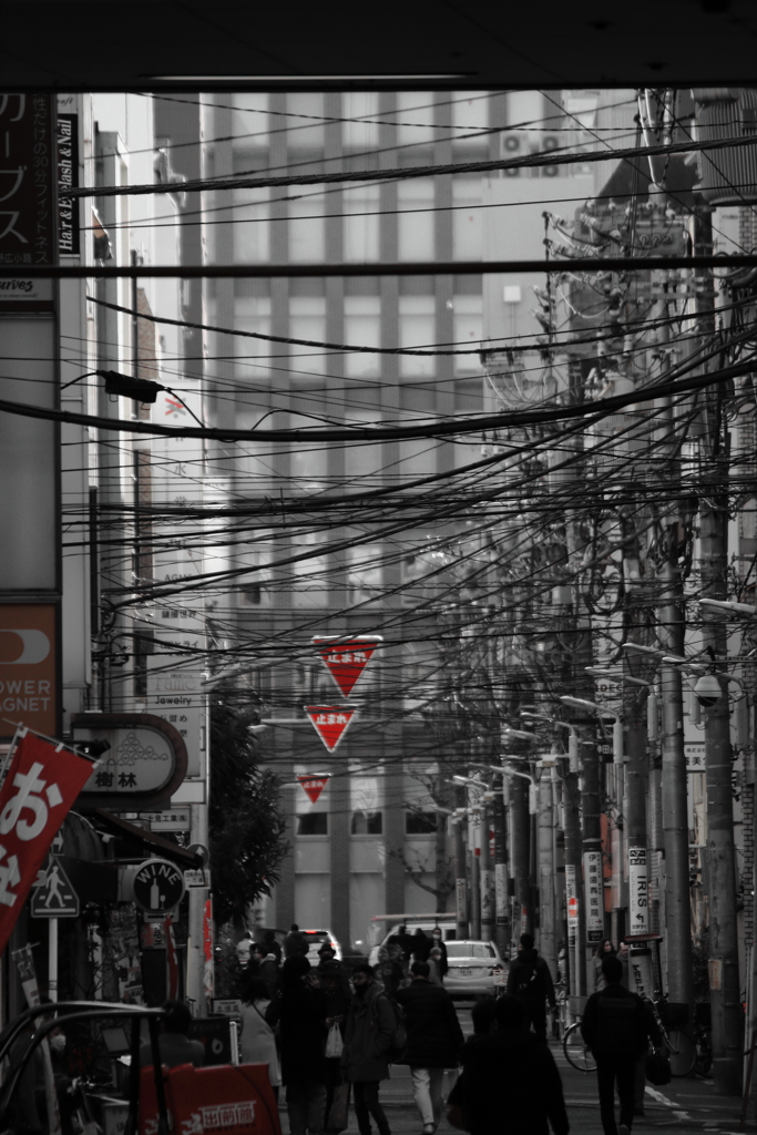 ビルの谷間