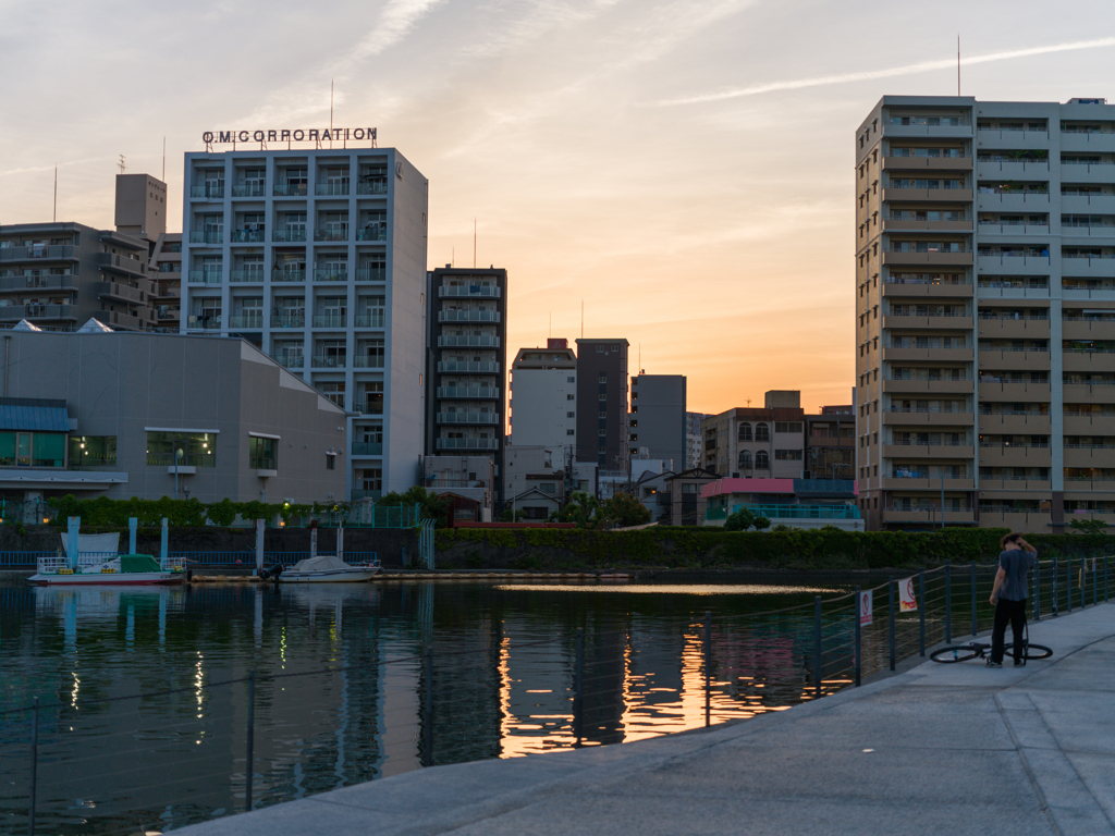 河川敷の夕暮れ