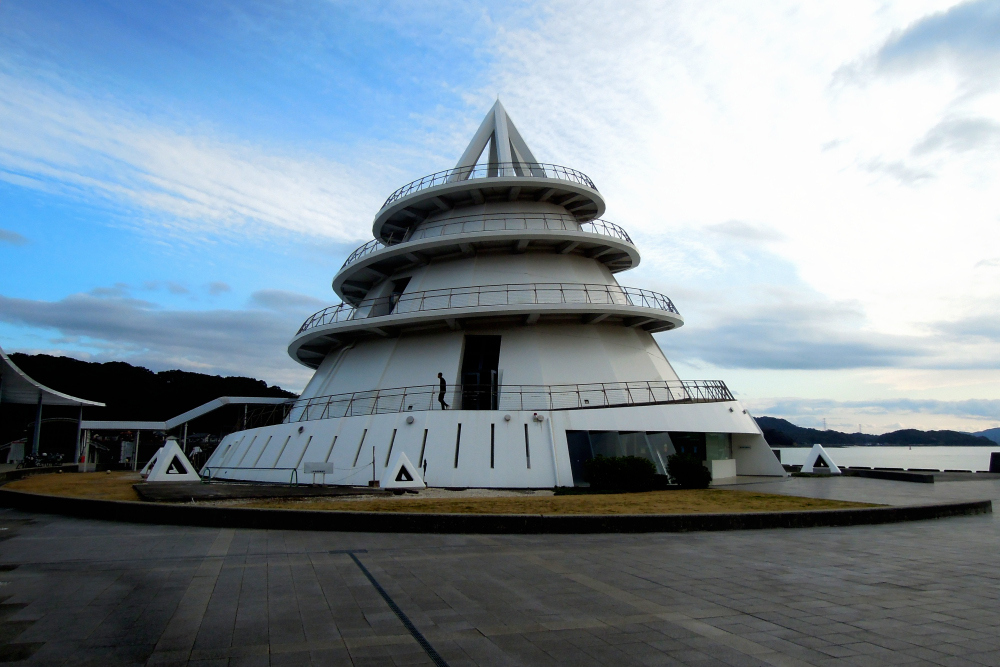 三角港フェリーターミナル