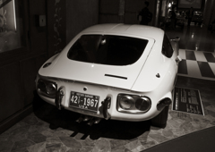 TOYOTA 2000GT　back view