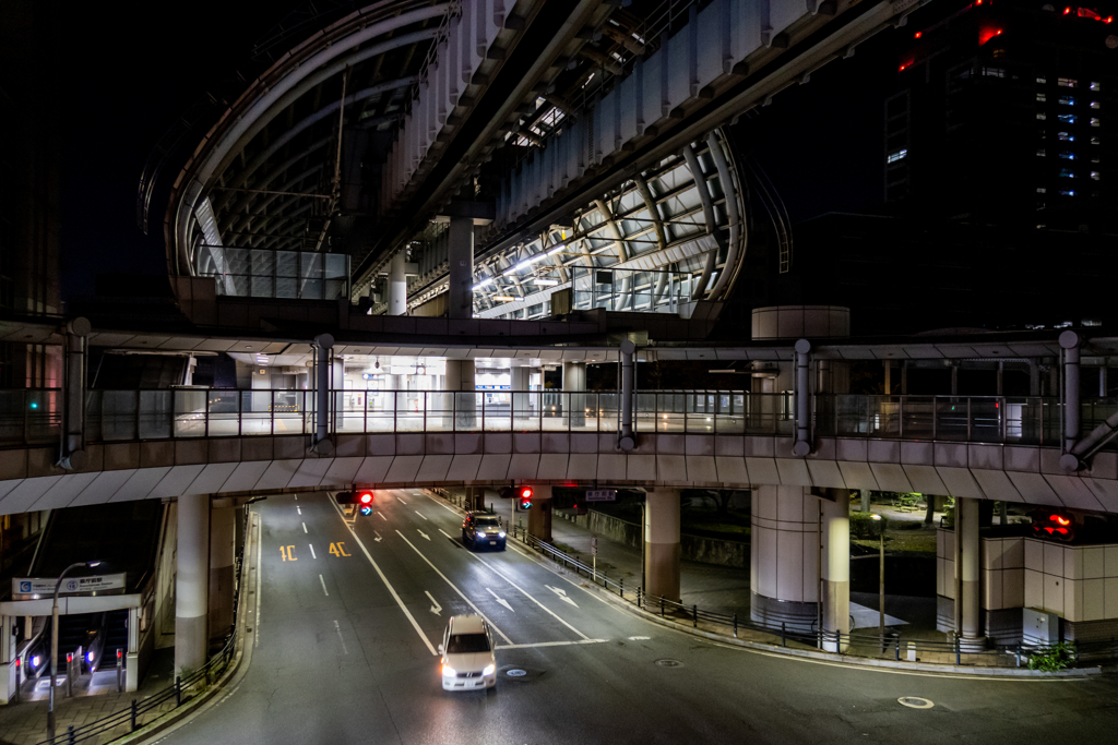 県庁前駅