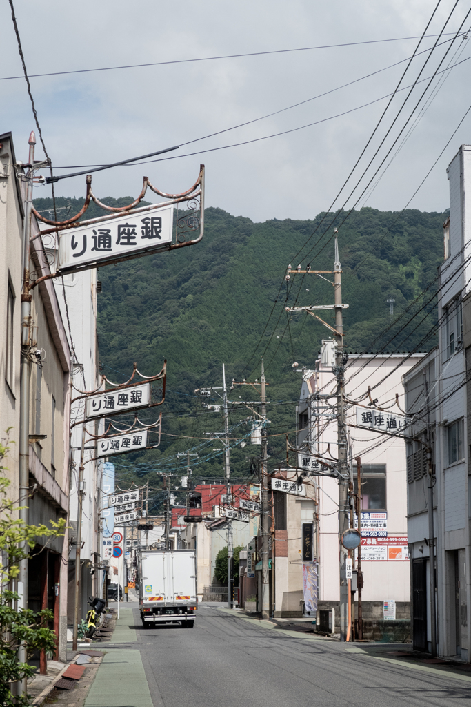 山が見える街