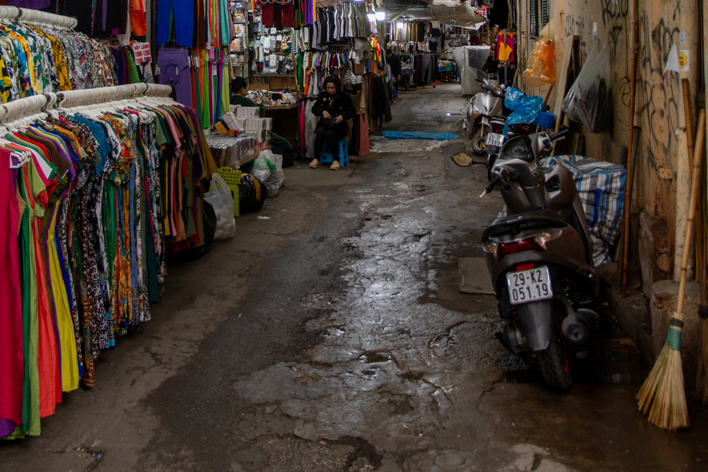 路地の店