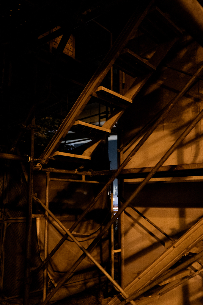 工事現場の階段