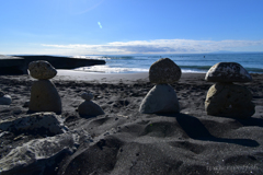 海を見ていた石たち