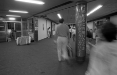 198508