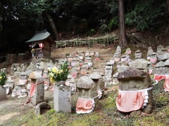 石仏群